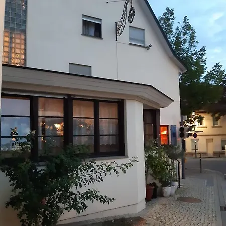 玫瑰旅馆 招待所 迪琴根