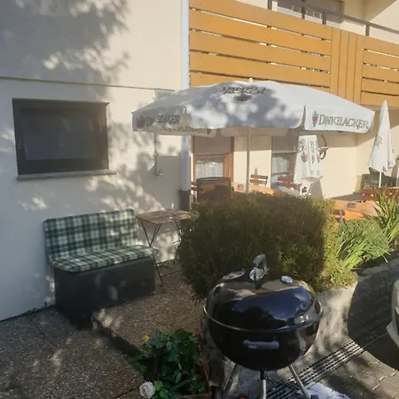 玫瑰旅馆 迪琴根