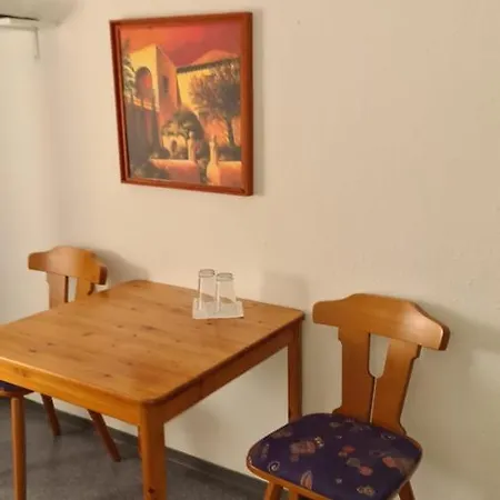 招待所 玫瑰旅馆 *